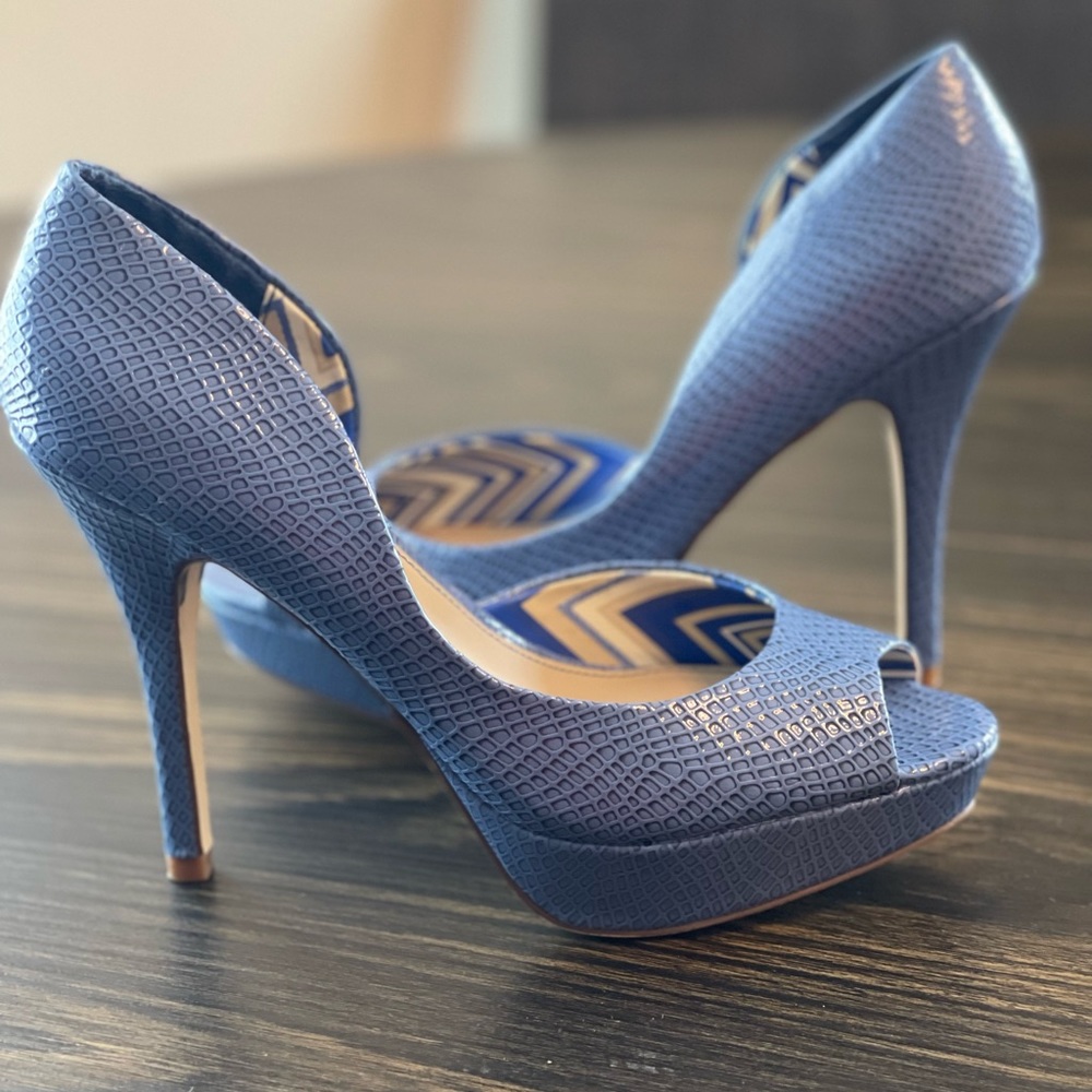 Fergalicious By Fergie. Eileen, Royal.